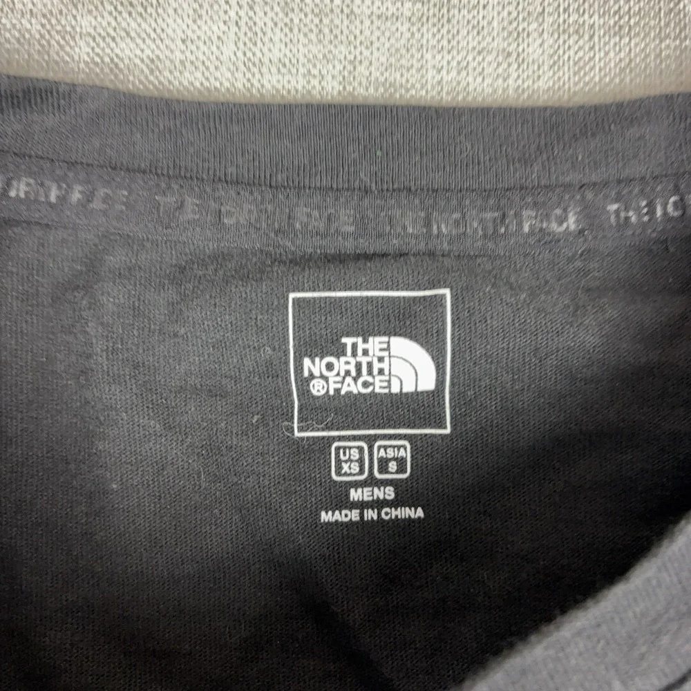The North Face Shirt Mens XS Black Sydney Graphic Tee Tagless Cotton Jersey